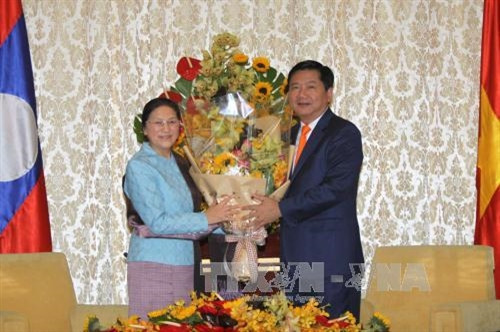 Lãnh đạo Thành phố Hồ Chí Minh tiếp Chủ tịch Quốc hội Lào