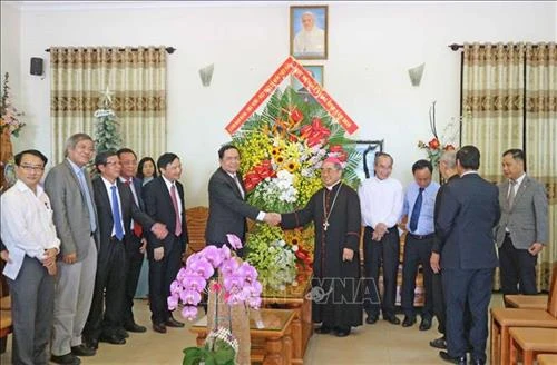 Chủ tịch Ủy ban Trung ương MTTQ Việt Nam Trần Thanh Mẫn chúc mừng đồng bào Công giáo Giáo phận Nha Trang