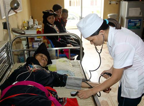 Hà Nội nâng cao chất lượng chăm sóc sức khỏe cho đồng bào dân tộc