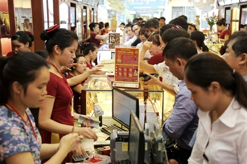Giao dịch vàng trầm lắng