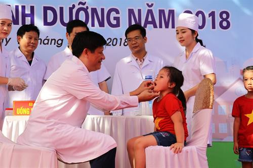 Thiếu vi chất dinh dưỡng dẫn đến suy dinh dưỡng thể thấp còi ở trẻ em