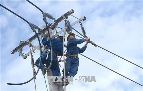 Nhiều công trình điện phía Nam chậm tiến độ đóng điện