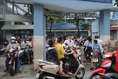 Nhiều giải pháp đảm bảo trật tự an toàn giao thông khu vực trường học tại Thành phố Hồ Chí Minh