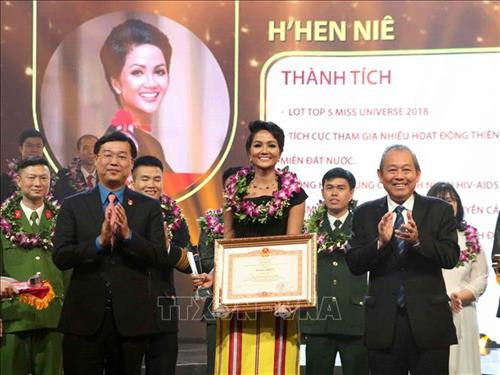 Vinh danh 10 Gương mặt trẻ Việt Nam tiêu biểu năm 2018
