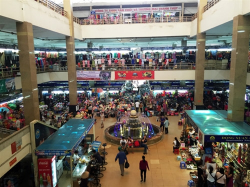 Khi doanh nghiệp “bỏ quên” chợ truyền thống