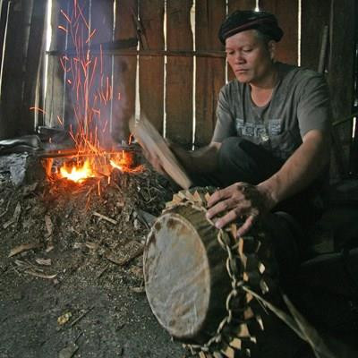 Nghệ thuật làm trống của người Dao đỏ