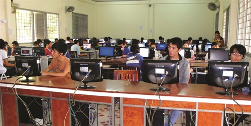 Xét tuyển đại học, cao đẳng 2016: Thí sinh cân nhắc kỹ trước khi nộp giấy chứng nhận kết quả thi