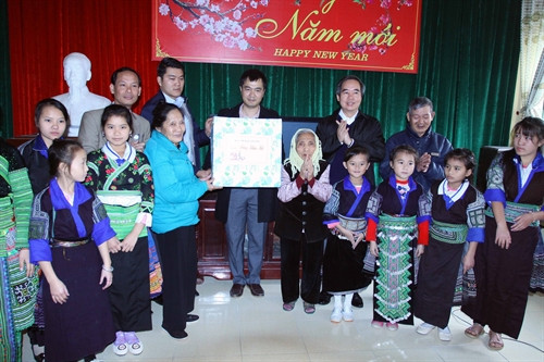 Lãnh đạo Đảng, Nhà nước chúc Tết tại các địa phương