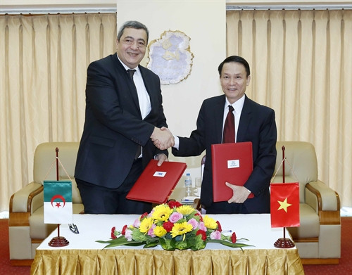 Thông tấn xã Việt Nam và Hãng thông tấn Algeria tăng cường hợp tác