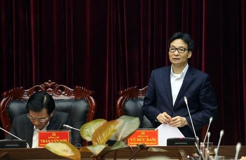 Phó Thủ tướng Vũ Đức Đam làm việc tại tỉnh Điện Biên