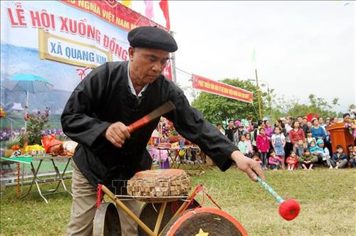 Đặc sắc lễ hội xuống đồng của người Giáy ở Bát Xát