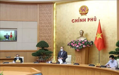 Thủ tướng Nguyễn Xuân Phúc: Chính phủ nỗ lực lo cho người dân, nhất là người nghèo, người thất nghiệp
