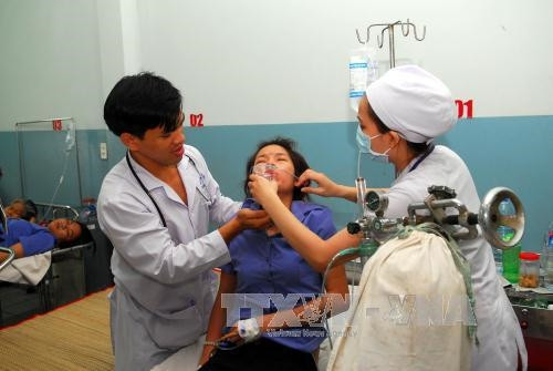 Thành phố Hồ Chí Minh: Điều tra, làm rõ nguyên nhân nhiều công nhân chóng mặt, ngất xỉu phải nhập viện