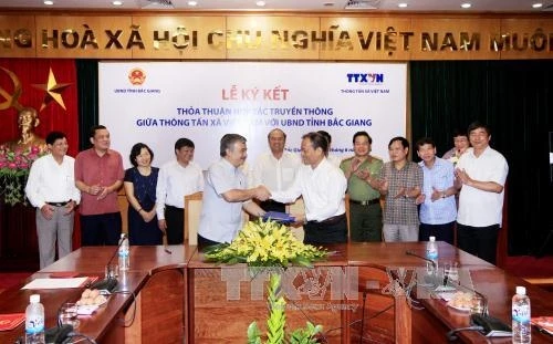 Tăng cường hợp tác truyền thông giữa TTXVN và tỉnh Bắc Giang