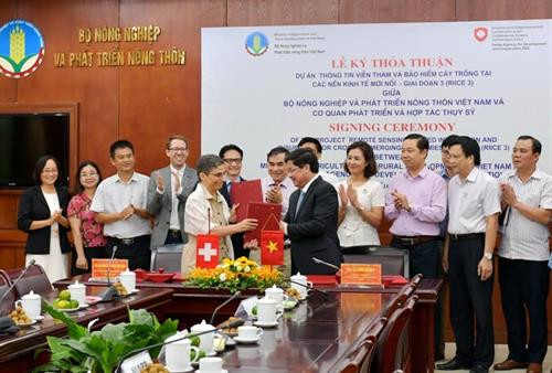 Thụy Sỹ hỗ trợ Việt Nam ứng dụng công nghệ viễn thám vào sản xuất lúa
