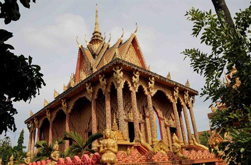 Chùa Monivongsa Bopharam của người Khmer