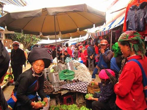 Sắc màu chợ phiên vùng cao Lai Châu