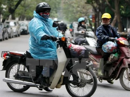 Bắc Bộ trời lạnh, Trung Bộ mưa lớn kèm lũ nguy hiểm