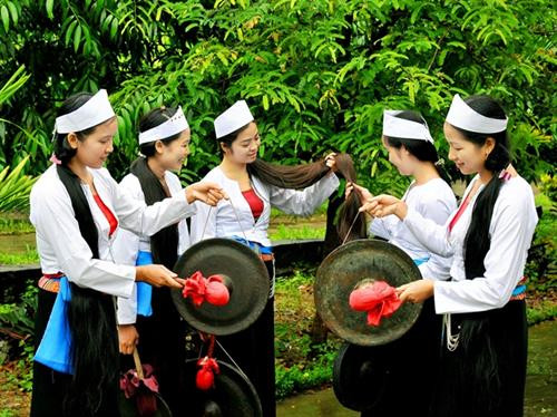 Vai trò của người làm mối trong hôn nhân người Mường xưa