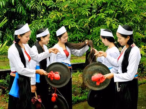 Vai trò của người làm mối trong hôn nhân người Mường xưa