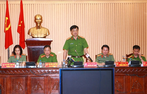 Triệt phá ổ nhóm tội phạm tại quận Đống Đa và vụ buôn lậu vàng tại cửa khẩu sân bay quốc tế Nội Bài.