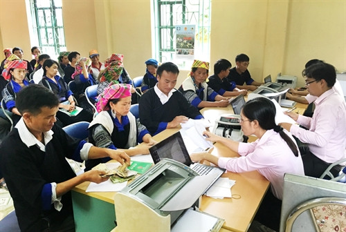 Vốn vay ưu đãI của Chính phủ đến với đồng bào vùng cao Dế Xu Phình