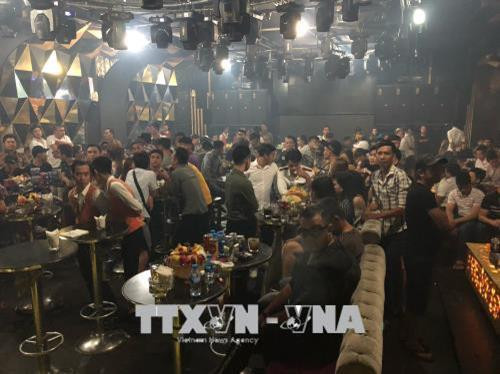 Thành phố Hồ Chí Minh: Kiểm tra quán bar, phát hiện gần 100 người sử dụng ma túy