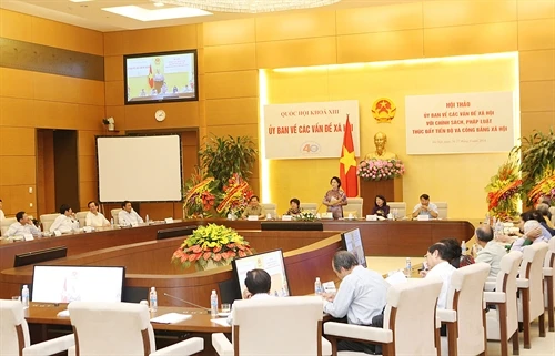 Hội thảo "Ủy ban về các vấn đề xã hội với chính sách, pháp luật thúc đẩy tiến bộ và công bằng xã hội.
