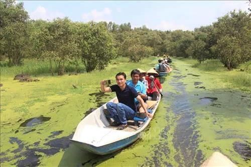 An Giang tạm dừng tiếp nhận khách du lịch quốc tế đến tham quan, lưu trú