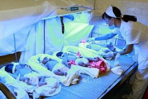 Chênh lệch mức sinh: Khẩn trương hoàn chỉnh Đề án điều chỉnh mức sinh giữa các vùng
