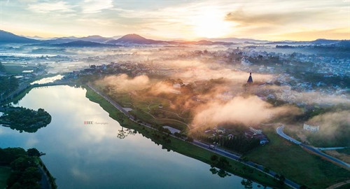 Đà Lạt đẹp nhất trong ánh bình minh