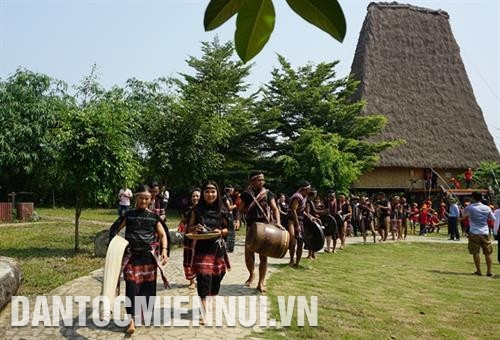 Tái hiện Lễ Tơ Mon của đồng bào dân tộc Bahnar