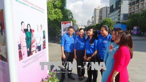 Khai mạc Triển lãm “Thành phố Hồ Chí Minh – Khát vọng vươn cao”