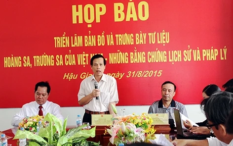 Họp báo triển lãm bản đồ và trưng bày tư liệu Hoàng Sa - Trường Sa