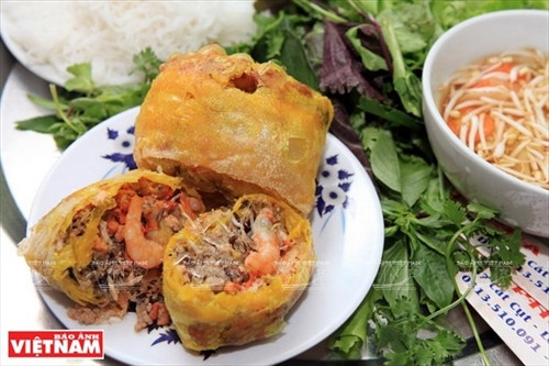 Nem vuông hải sản - món ăn cực ngon của người Hải Phòng