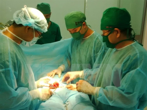 Cứu sống bệnh nhân mắc bệnh lý hiếm gặp