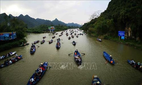 Lễ hội Chùa Hương (Hà Nội) 2019 - Đã thu hút hơn một triệu du khách