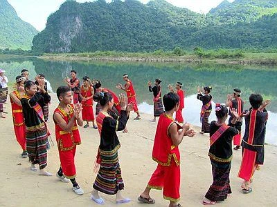 Độc đáo làn điệu kà tơm – tà lềnh của đồng bào Chứt