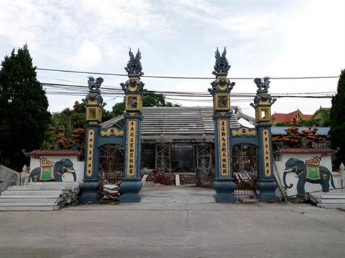 Hà Nội yêu cầu kiểm điểm, xử lý nghiêm sai phạm trong vụ xây mới đình Lương Xá