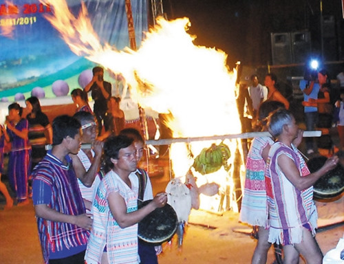 Một vài trò chơi dân gian trong lễ hội truyền thống của người M’nông