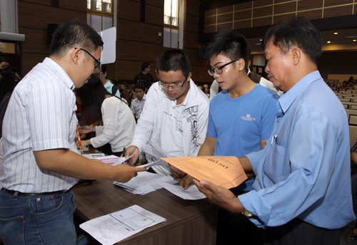 Bắt đầu nhận hồ sơ đăng ký xét tuyển đại học đợt bổ sung