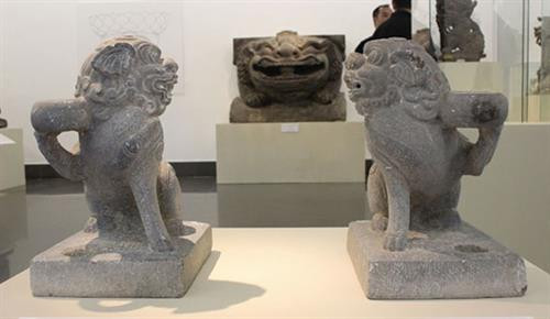 Nói “không” với linh vật ngoại lai (Bài 1)