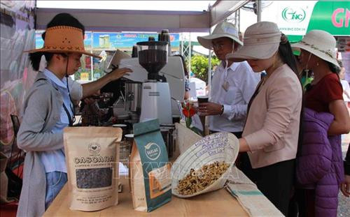 Tăng giá trị cho cà phê Việt 