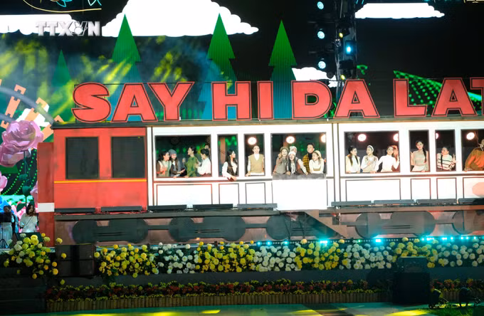 vna_potal_khai_mac_fetival_hoa_da_lat_lan_thu_x_nam_2024_7741358.jpg