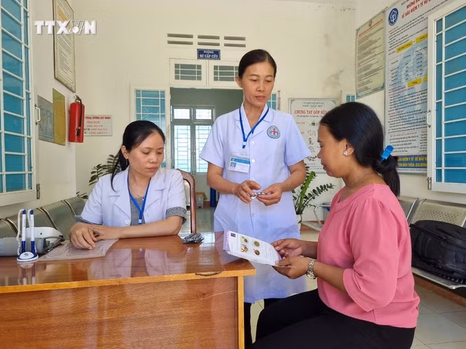 vna_potal_kon_tum_truoc_nguy_co_thieu_bac_sy_o_co_so_7295533.jpg