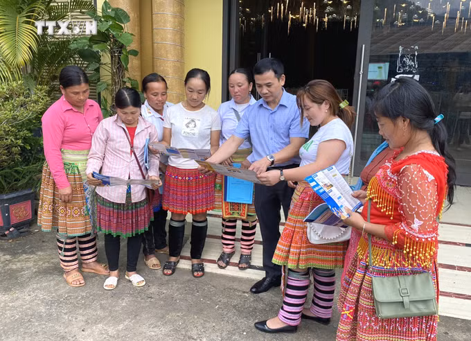 vna_potal_yen_bai_huong_toi_bao_hiem_y_te_toan_dan_7102876.jpg