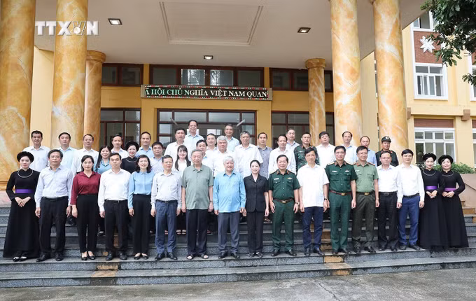 vna_potal_tong_bi_thu_chu_tich_nuoc_kiem_tra_cong_tac_phong_chong_lut_bao_tai_tuyen_quang_7591377.jpg