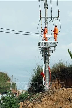 Khẳng định hướng đi 'Lấy người dân làm trung tâm, động lực để phát triển'