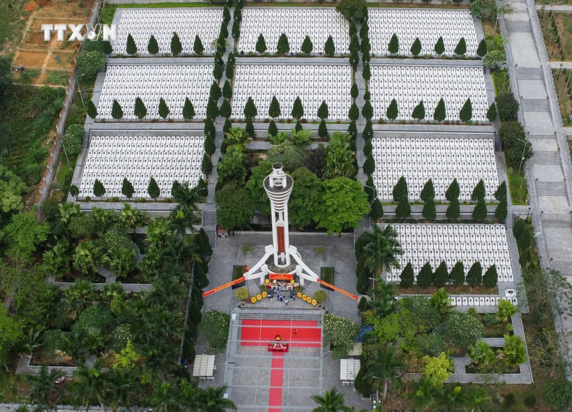 Nghĩa trang Liệt sỹ quốc gia Vị Xuyên là nơi yên nghỉ của hàng ngàn liệt sỹ, trong đó có nhiều liệt sỹ chưa xác định được danh tính. Ảnh: Nam Thái