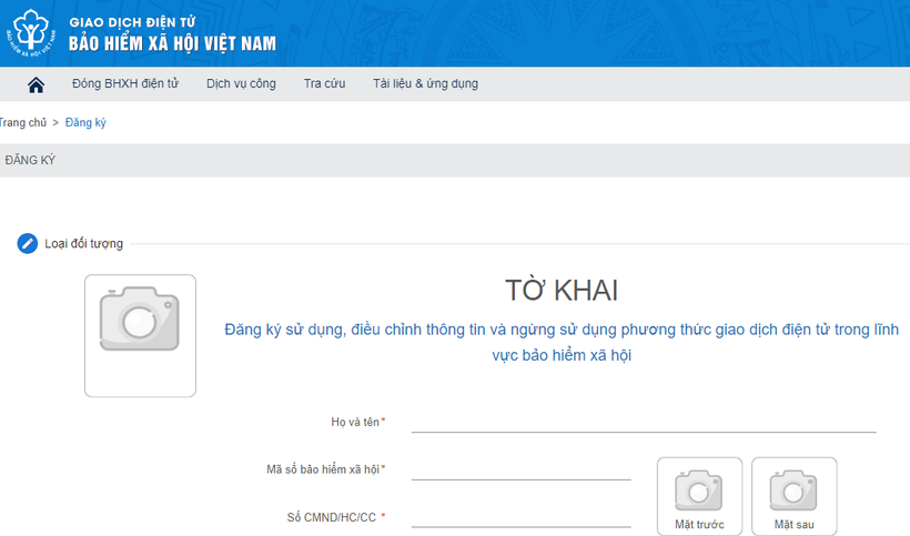 Đăng ký giao dịch điện tử trên Cổng thông tin Bảo hiểm Xã hội tại địa chỉ https://dichvucong.baohiemxahoi.gov.vn/